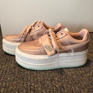 Platform Nike’s (Vandal Doublestack “Surprise”